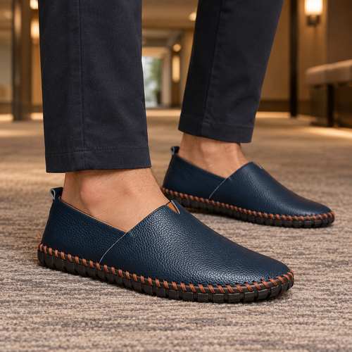 Dario Pebbled Loafers - Navy